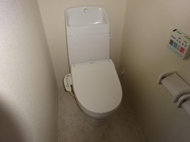 トイレ　トイレ