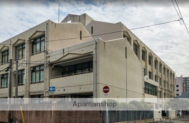 小学校　中津小学校（小学校）まで451m