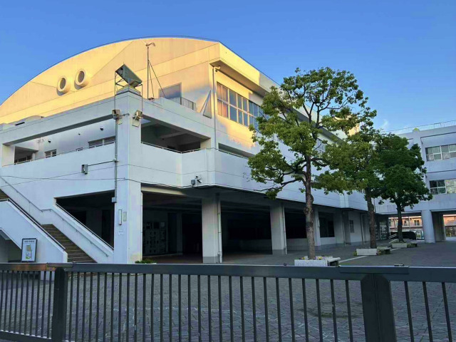 小学校　横浜市立新鶴見小学校（小学校）まで488m