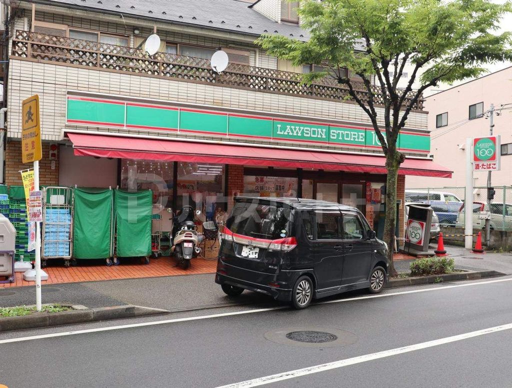 コンビニ　ローソンストア100足立東和5丁目店（コンビニ）まで140m