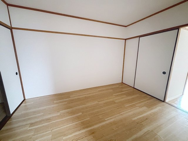 その他部屋・スペース　掲載写真は同型の左右反転の部屋を掲載しております。仕様等が異