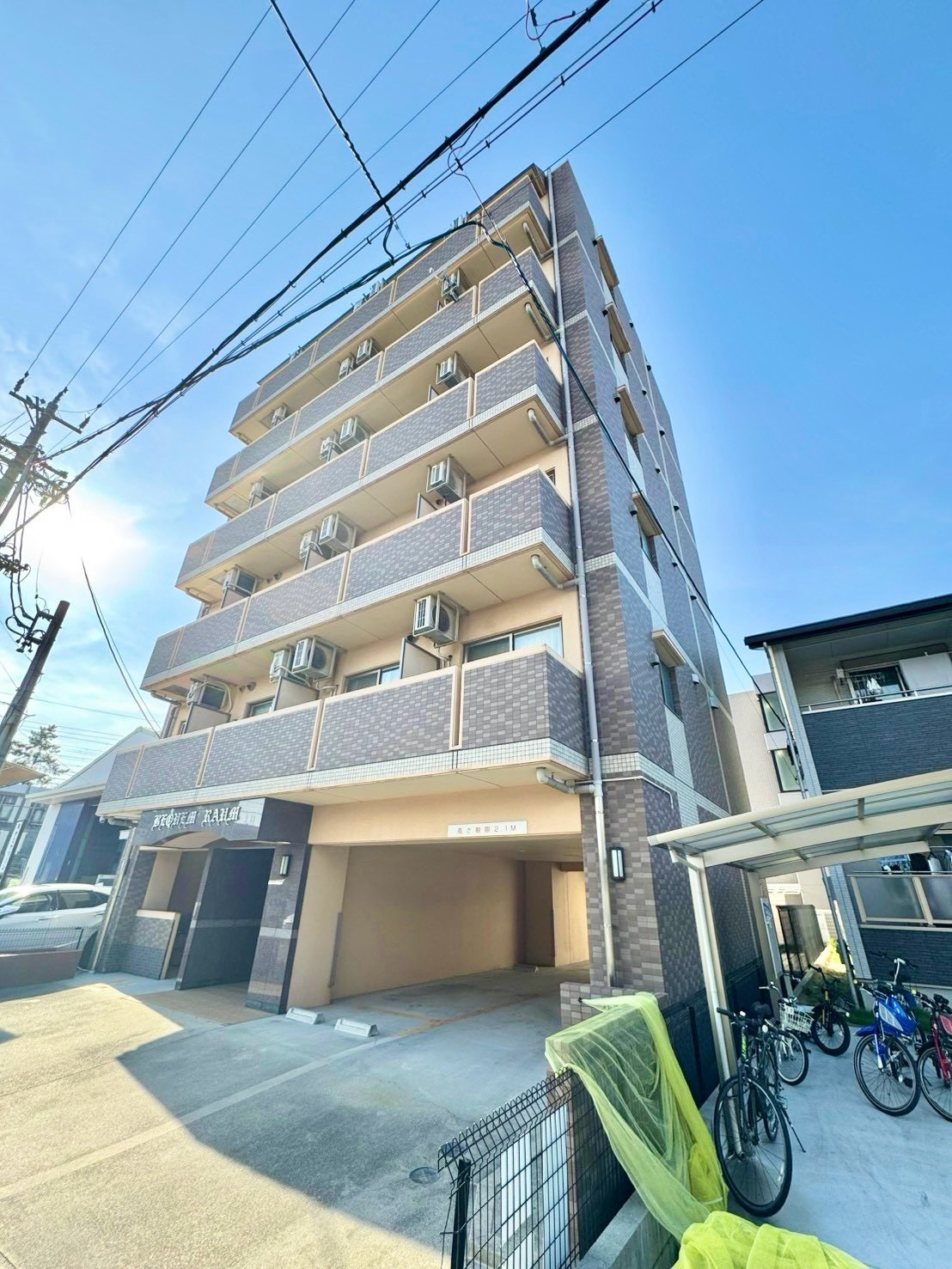 建物外観