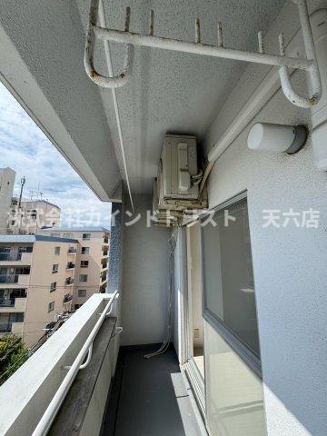 バルコニー　開放的で明るい空間を演出してくれるバルコニーです