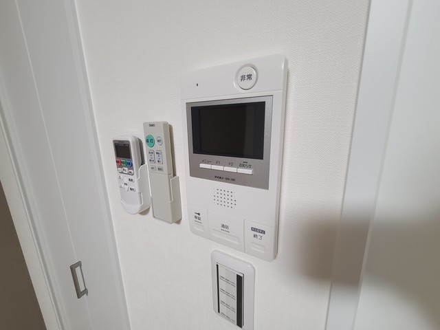 セキュリティ　モニター付きインターホンです