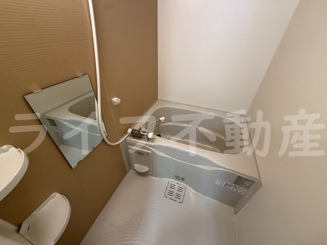 バス・シャワールーム　ゆったり過ごせるお風呂です