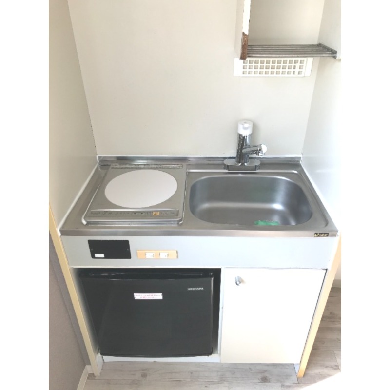 キッチン　※別部屋写真参照