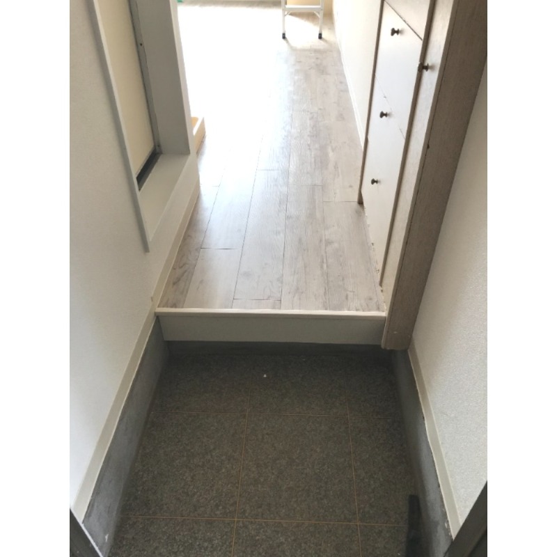 玄関　※別部屋写真参照