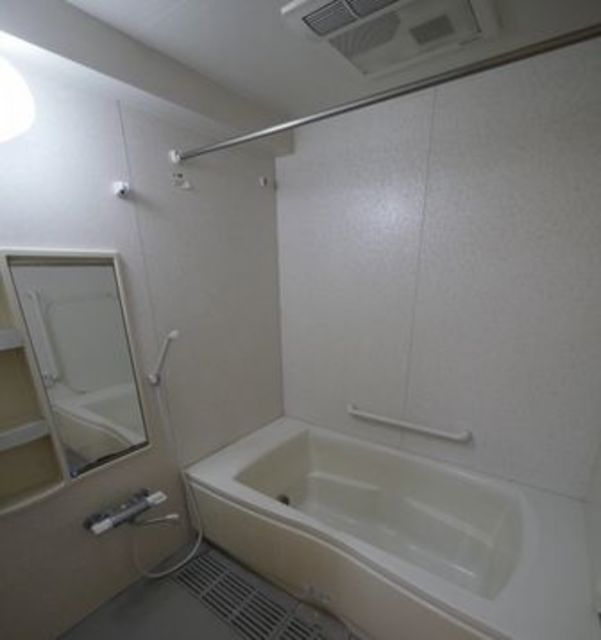 バス・シャワールーム　別部屋参考写真