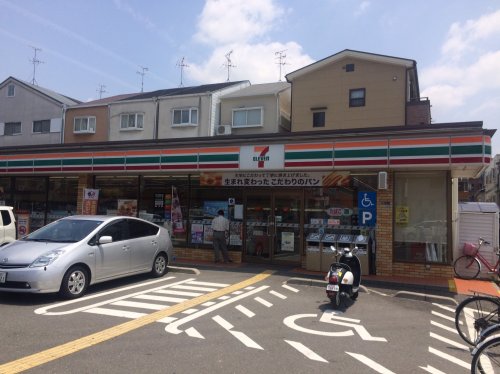 コンビニ　セブンーイレブン守口藤田町４丁目店（コンビニ）まで312m