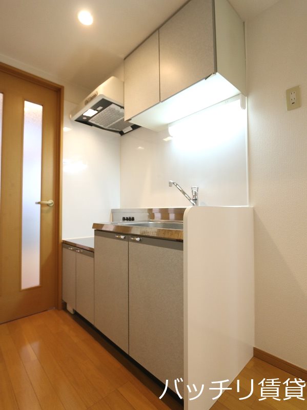 キッチン　同型タイプの為、現状優先