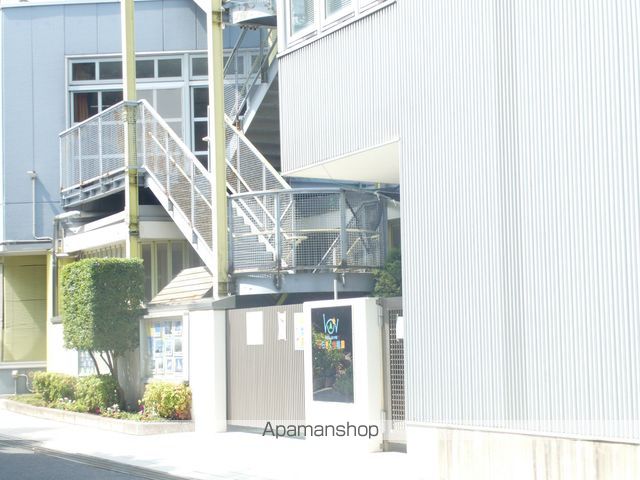 幼稚園・保育園　しらぎく幼稚園（幼稚園・保育園）まで876m