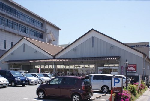 スーパー　トーホーストア 魚崎南店（スーパー）まで425m