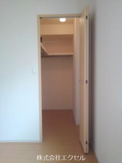 収納　ウォークインクロゼットです。