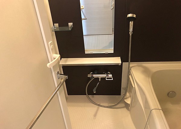 バス・シャワールーム　バス※別部屋参考写真