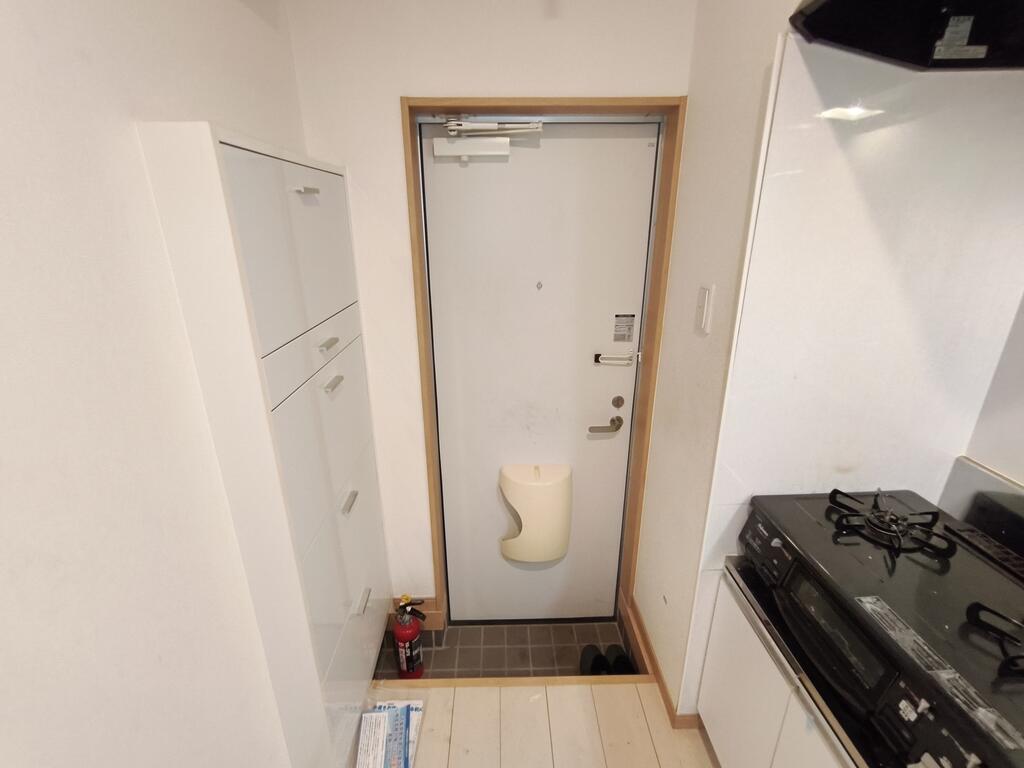 玄関　工事前の写真です