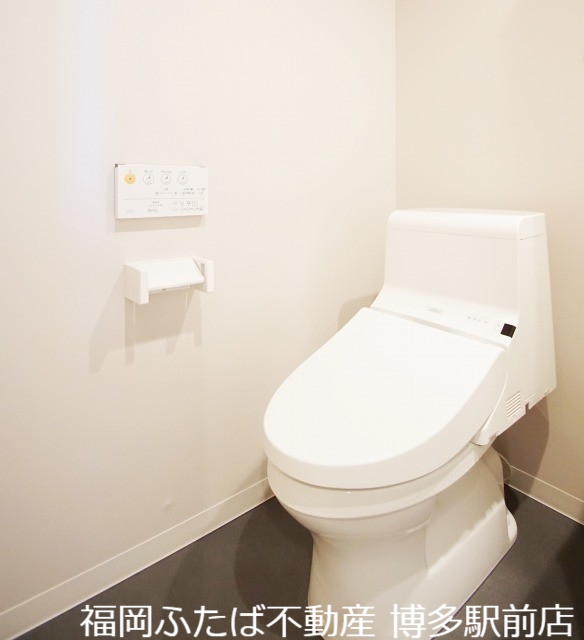 プランドール博多駅東のトイレ写真
