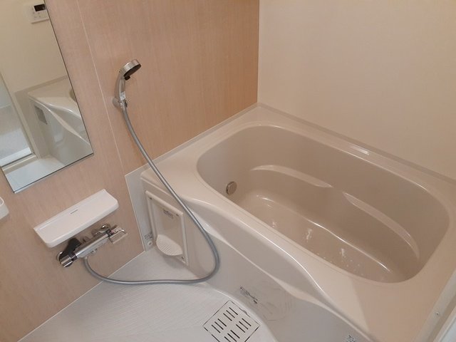 バス・シャワールーム　お風呂です