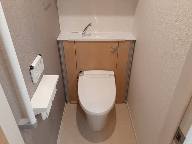 トイレ　シンプルで使いやすいトイレです