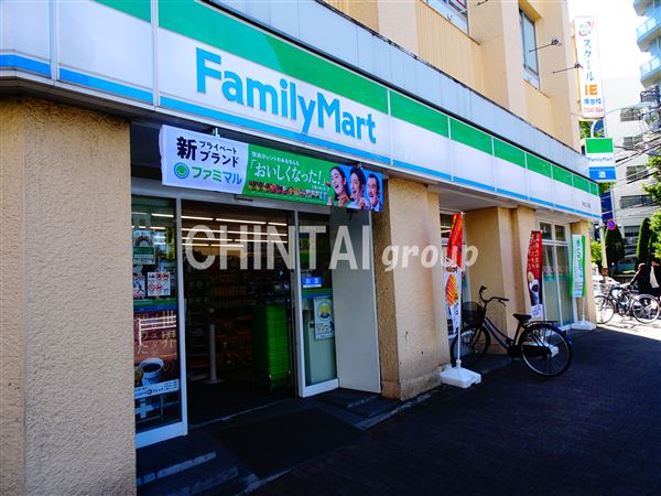 コンビニ　ファミリーマート 南台二丁目店（コンビニ）まで361m