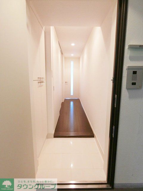 玄関　お問合せは(株)タウンハウジングレジデンス事業部【03-…