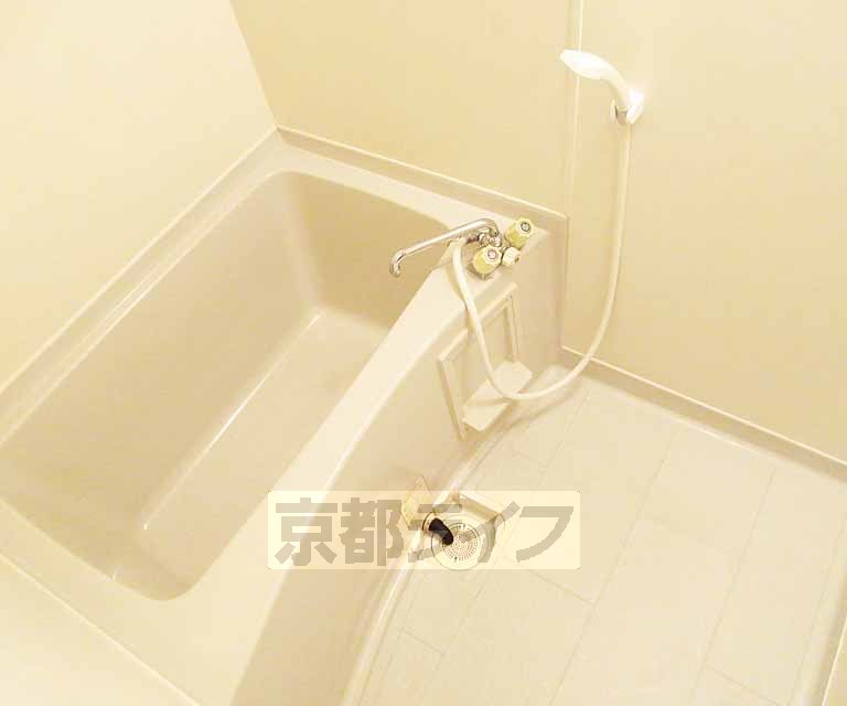 バス・シャワールーム　綺麗なお風呂です！