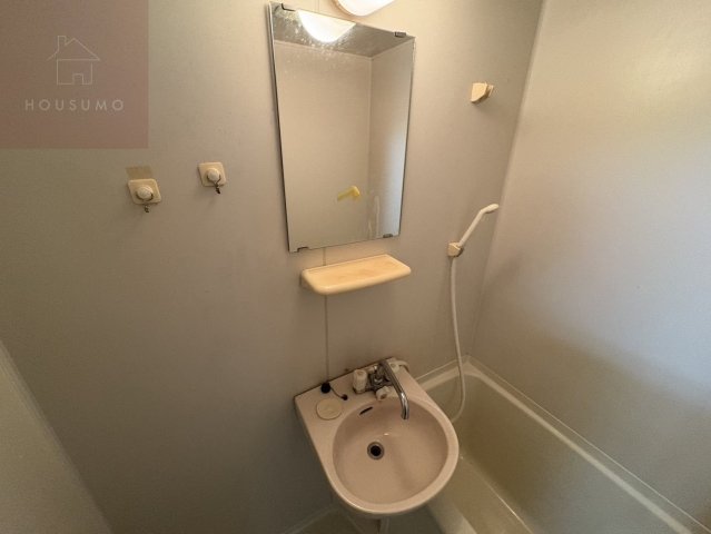 洗面設備　落ち着いたトイレです