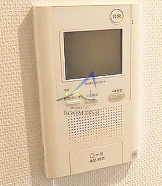 セキュリティ　モニター付きインターホンです。