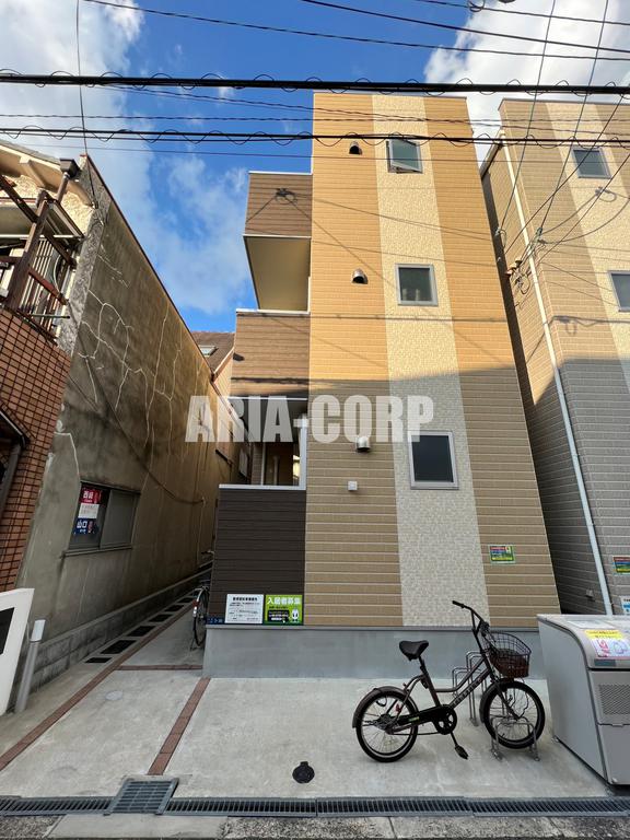 建物外観　2019年完成、大手ハウスメーカー施工デザイナーズアパート！