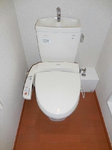 レオパレスブランフィルのトイレ写真