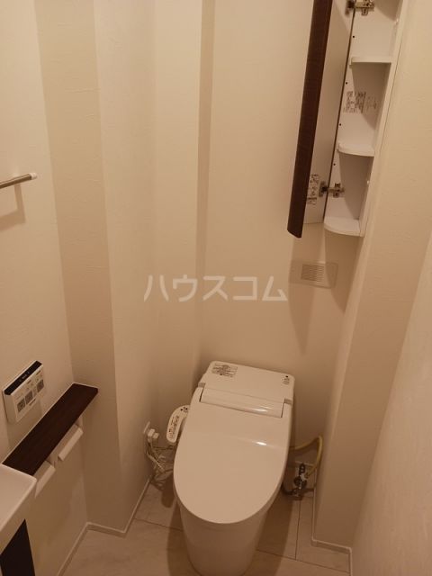 S.FIRSTビューノ西小岩のトイレ写真