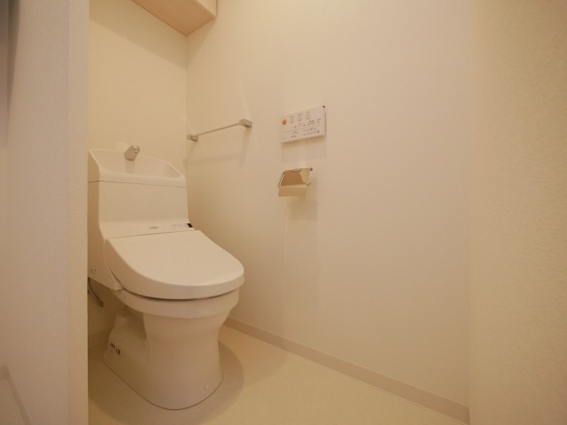 NORTH SQUARE GARDEN 西28丁目駅前のトイレ写真