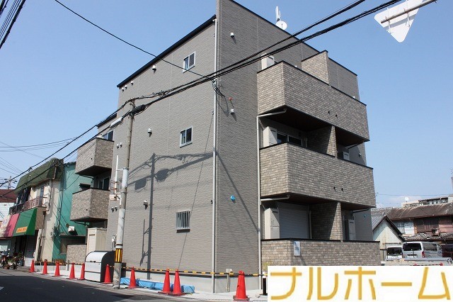 ＪＲ関西本線 加美駅 徒歩8分 築8年