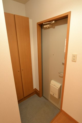 玄関　別号室の画像です。ご参考下さい