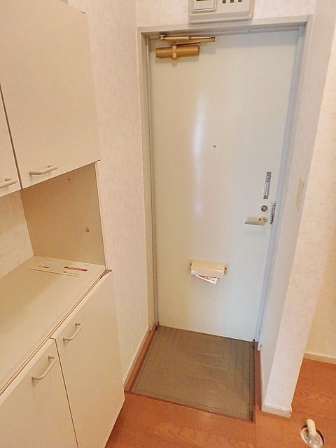 玄関　★シューズボックス付き玄関★