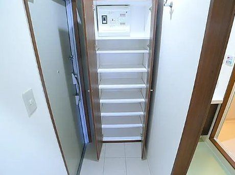玄関　バルコニー