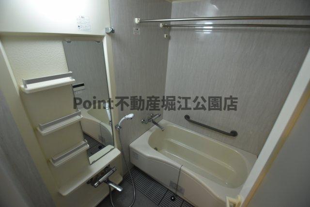 地下鉄長堀鶴見緑地線 西長堀駅 徒歩4分 15階建 築28年の風呂写真