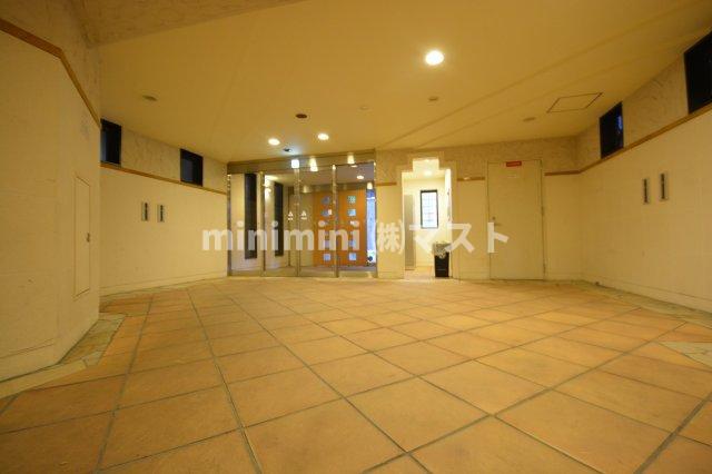 地下鉄千日前線 阿波座駅 徒歩1分 11階建 築24年の外観写真