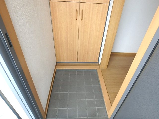 RYU弐番館の玄関写真