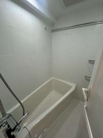 バス・シャワールーム　※別部屋の参考写真です。