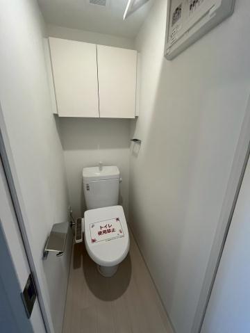 トイレ　※別部屋の参考写真です。
