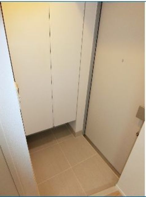 プライマル杉並方南町の玄関写真