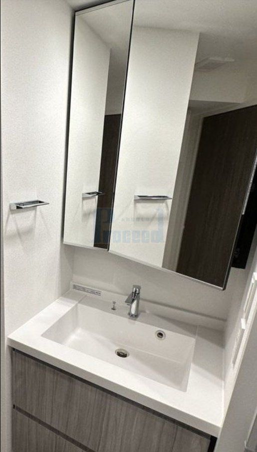 洗面設備　※別部屋参考写真※現況優先です