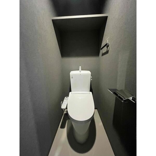 メイクスWアート上前津Vのトイレ写真