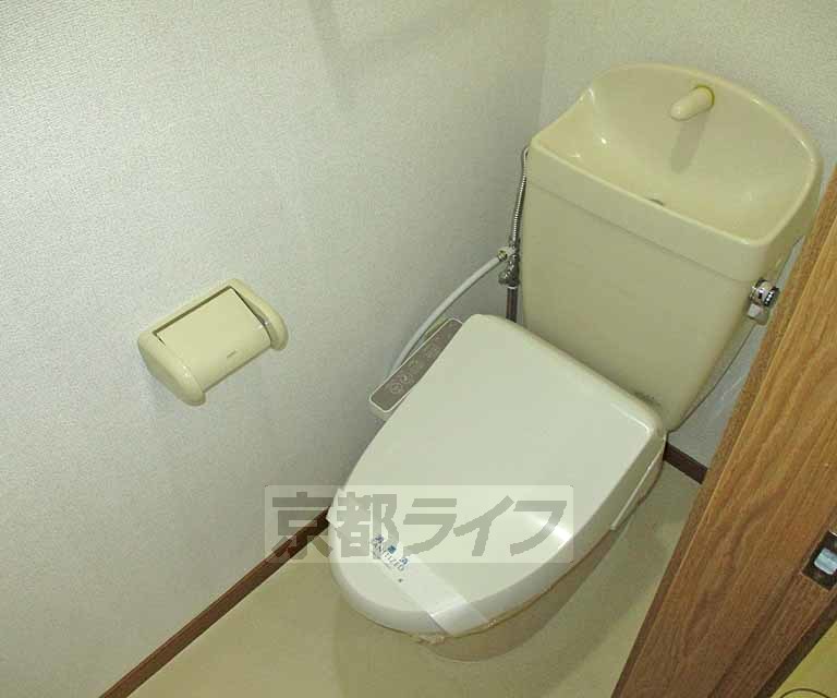 トイレ　清潔感のあるトイレです。