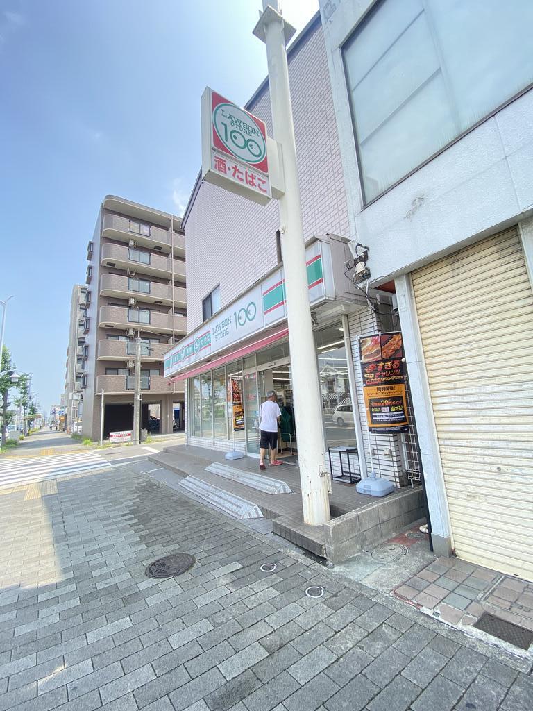 コンビニ　ローソンストア100柴田本通店（コンビニ）まで390m