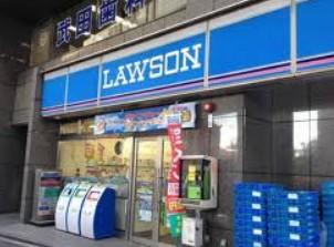 コンビニ　ローソン渋谷初台一丁目店（コンビニ）まで294m
