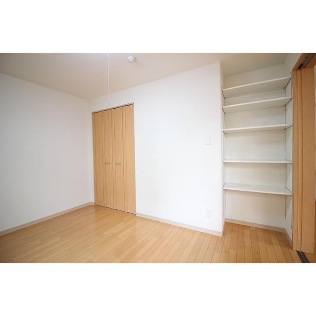 その他部屋・スペース　各部屋に収納がたっぷりあります♪