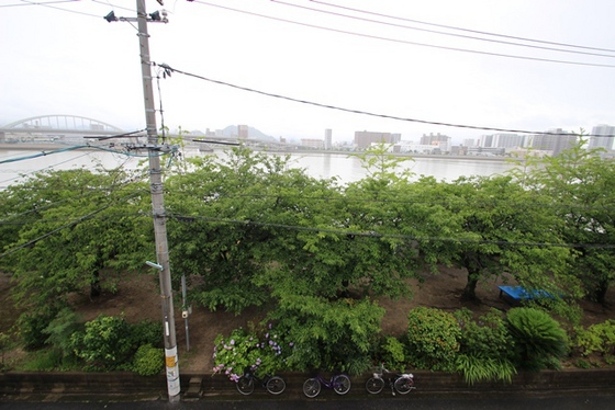 【広島市中区吉島新町のマンションの眺望】