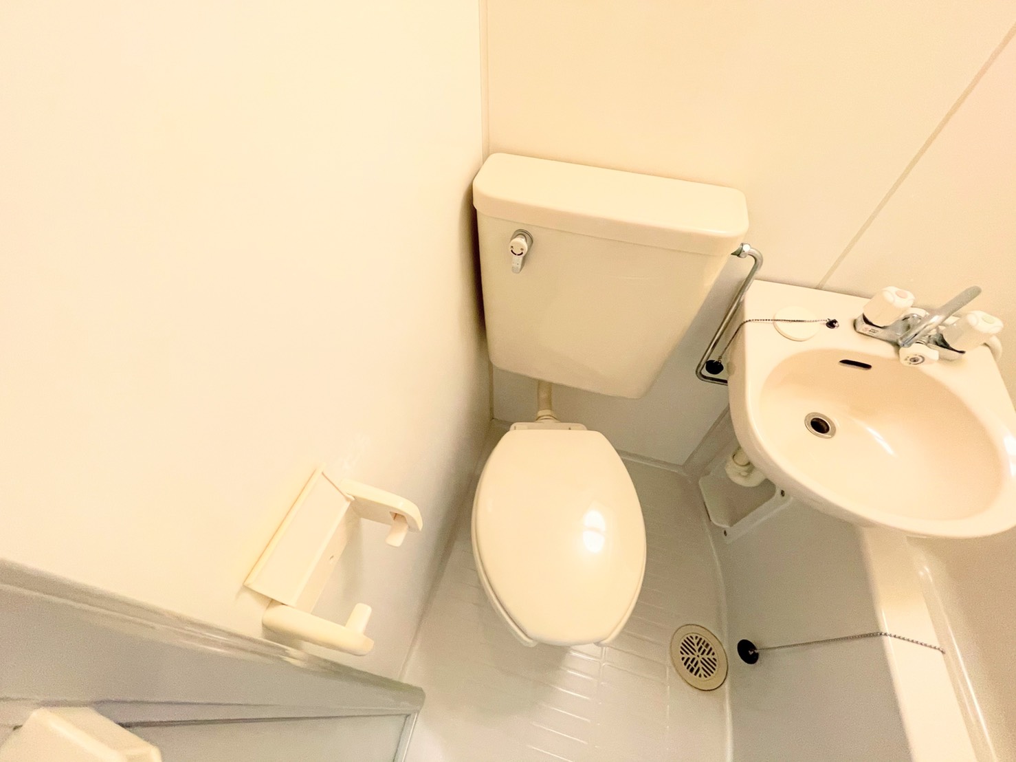 K&Kハイツ浪速のトイレ写真