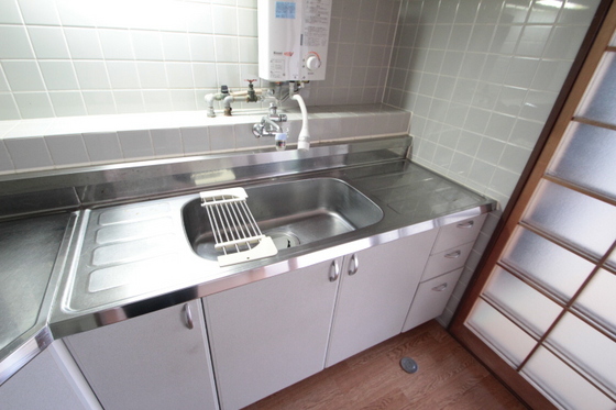 キッチン　※他部屋の写真です。